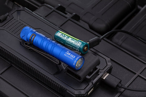 Olight i5R HCRI Small LED EDC Flashlight Blue